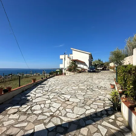 Belvedere Feriehus Partinico